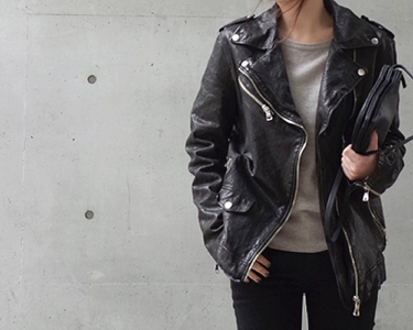 Tech on Trend: Black leather
