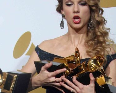 Taylor drops a Grammy