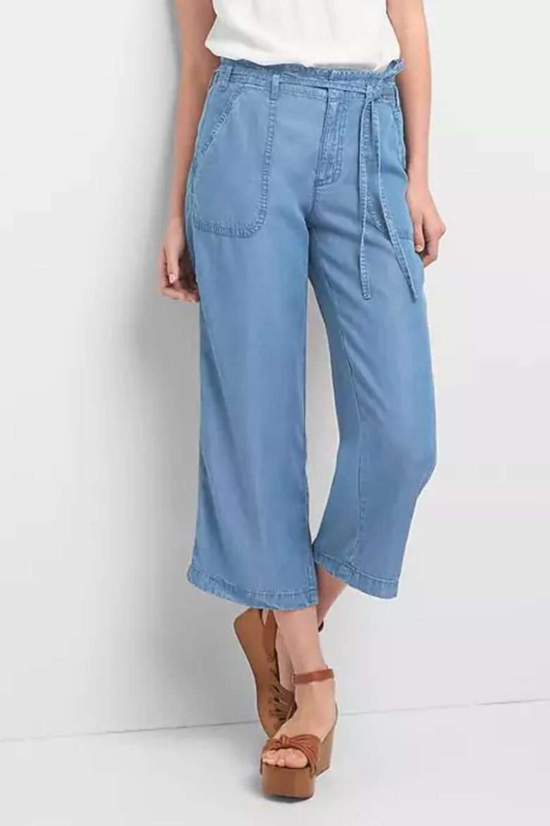 Gap Tencel Trousers: memorial day packing list