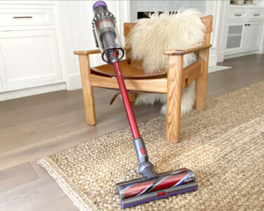 Dyson Outsize V11 Stick Vacuum